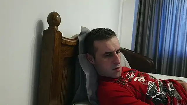 Snapshot of stevenpit chatting on 01.19.25 stevenpit online show from 01.19.25