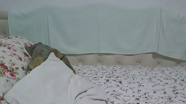 Snapshot of stevenpit chatting on 02.07.25 stevenpit online show from 02.07.25