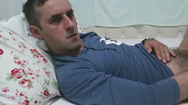 Snapshot of stevenpit chatting on 03.13.25 stevenpit online show from 03.13.25