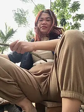 Snapshot of Emily_9xx chatting on 12.22.24 Emily 9xx online show from 12.22.24