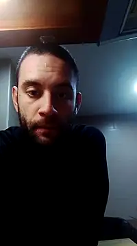 Snapshot of bearguy998 chatting on 02.24.25 bearguy998 online show from 02.24.25