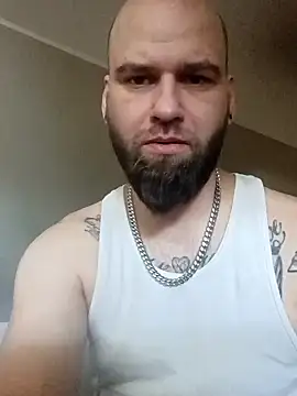 Snapshot of Dj8717 chatting on 12.14.25 Dj8717 online show from 12.14.25