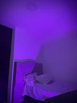 AbbyMillerrr online show from 03.08.25