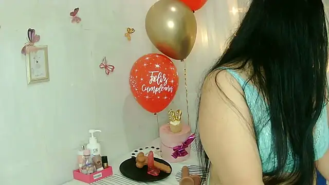 Snapshot of keterinjones--11 chatting on 09.11.25 keterinjones--11 online show from 09.11.25