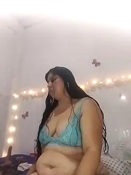 Snapshot of keterinjones--11 chatting on 10.11.25 keterinjones--11 online show from 10.11.25