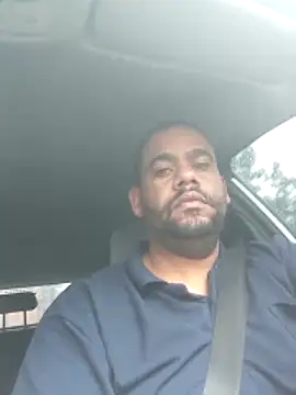 Snapshot of casadosafado15cm chatting on 10.13.25 casadosafado15cm online show from 10.13.25