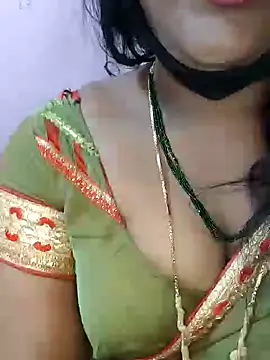 Snapshot of louise92 chatting on 12.10.24 louise92 online show from 12.10.24