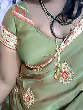 Snapshot of louise92 chatting on 12.10.24 louise92 online show from 12.10.24