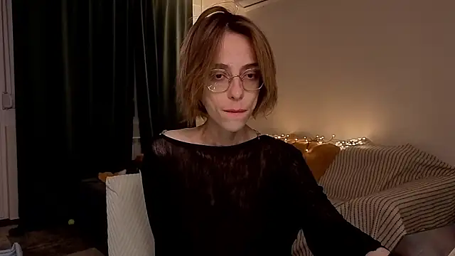 amber quell here online show from 03.07.26