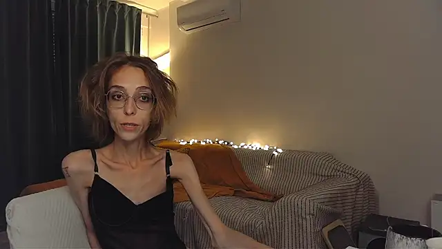 amber quell here online show from 05.08.26