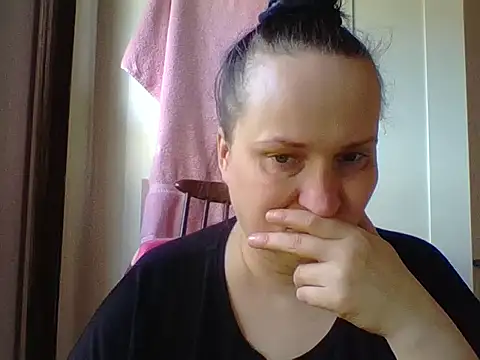  squirty cum lady  online show from 03.17.25