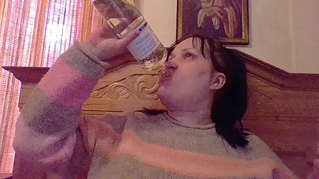  squirty cum lady  online show from 02.15.26