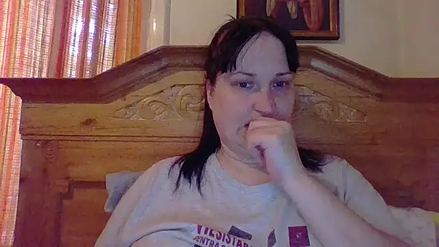  squirty cum lady  online show from 04.19.26