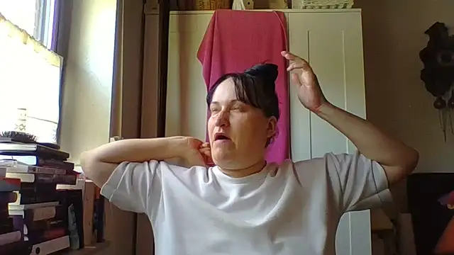  squirty cum lady  online show from 06.18.26