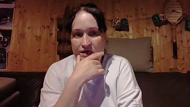  squirty cum lady  online show from 06.27.26