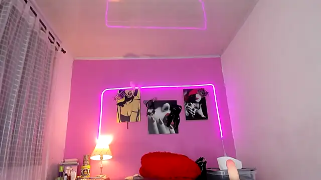 Niki Fox111 online show from 03.05.25