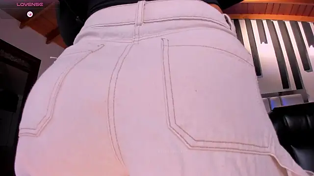 AllyJensen online show from 06.06.26