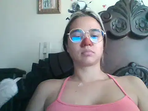 trianabell online show from 03.16.25