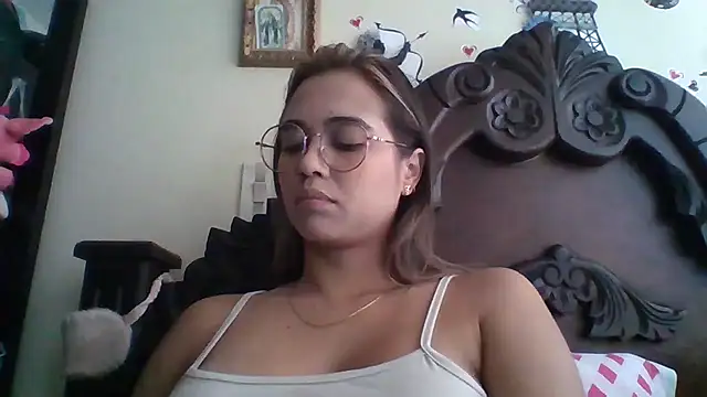 trianabell online show from 10.27.25