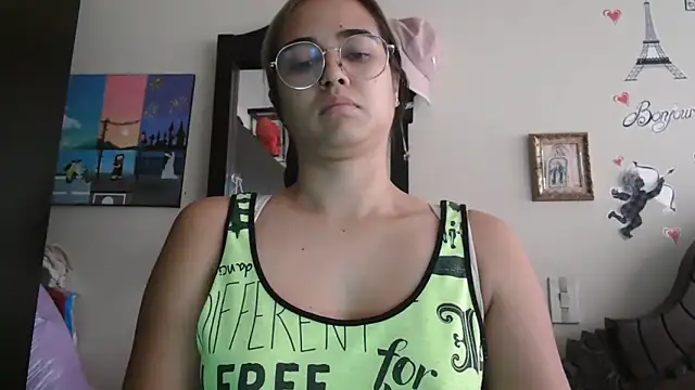 trianabell online show from 02.24.26