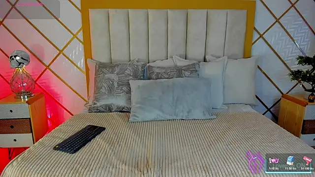 TamyHoney online show from 10.27.25