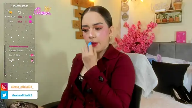 Snapshot of Alexia_Sweet_x chatting on 06.11.26 Alexia Sweet x online show from 06.11.26