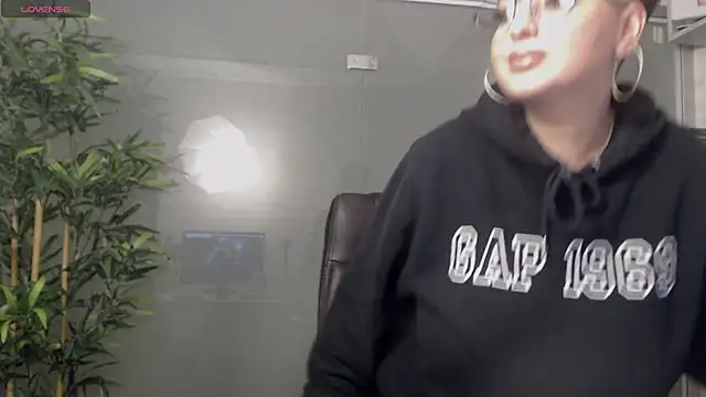 BustyAllyy online show from 02.03.25