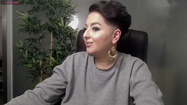 BustyAllyy online show from 02.09.25