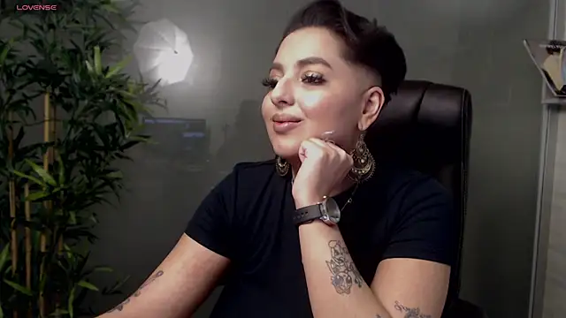 BustyAllyy online show from 02.27.25