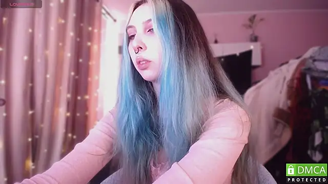 JustMeowGirl online show from 03.18.26