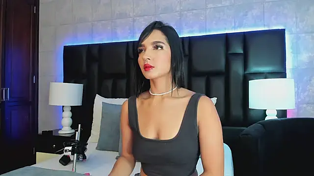 Snapshot of MiaSweeths chatting on 02.12.25 MiaSweeths online show from 02.12.25