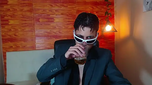 Bastiaan 28 online show from 03.04.25