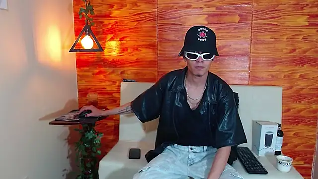 Bastiaan 28 online show from 03.11.25