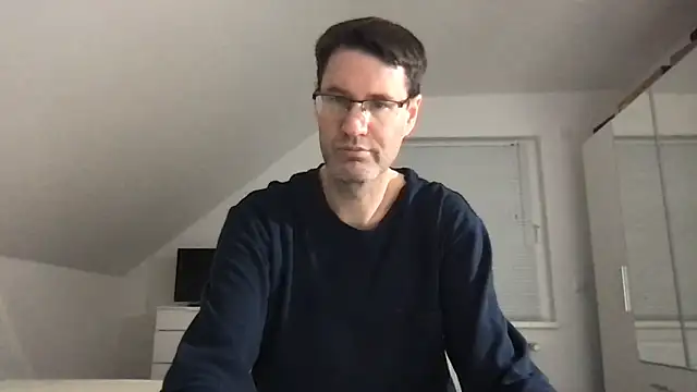 Snapshot of zxzx_cam1 chatting on 01.10.25 zxzx cam1 online show from 01.10.25