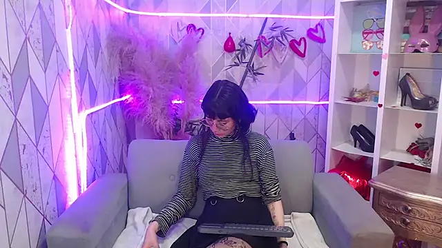charlottemoonxz online show from 10.10.25
