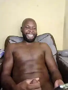 Snapshot of Stallion100 chatting on 01.08.25 Stallion100 online show from 01.08.25