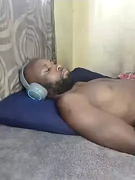 Snapshot of Stallion100 chatting on 01.10.25 Stallion100 online show from 01.10.25