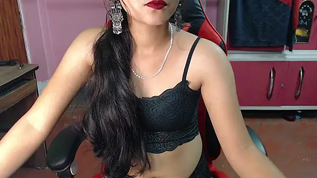 Snapshot of Angel_Alison_ chatting on 02.18.25 Angel Alison  online show from 02.18.25