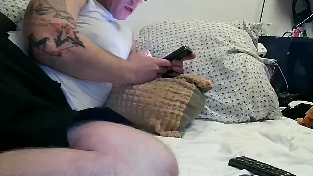 Snapshot of 0815lukas2024 chatting on 11.07.25 0815lukas2024 online show from 11.07.25