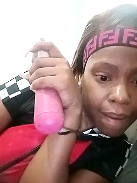 Snapshot of TheeBilquis_ chatting on 12.16.25 TheeBilquis online show from 12.16.25