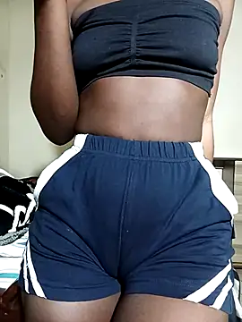 julietunderwoood online show from 03.16.25