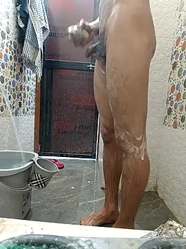 Snapshot of yashzae chatting on 03.16.25 yashzae online show from 03.16.25