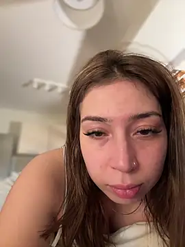 KimArts online show from 01.26.25