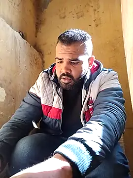 Snapshot of ListedLoin chatting on 02.13.25 ListedLoin online show from 02.13.25