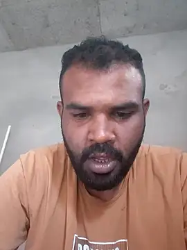 Snapshot of ListedLoin chatting on 10.16.25 ListedLoin online show from 10.16.25