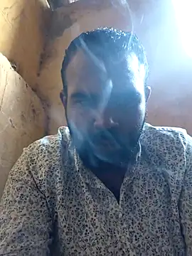 Snapshot of ListedLoin chatting on 11.02.25 ListedLoin online show from 11.02.25