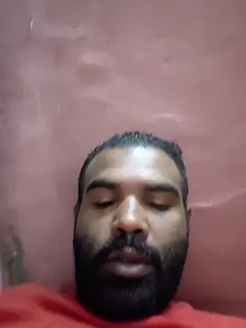 Snapshot of ListedLoin chatting on 11.08.25 ListedLoin online show from 11.08.25