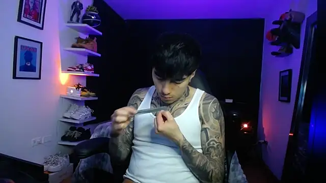 jung dragon online show from 10.31.25