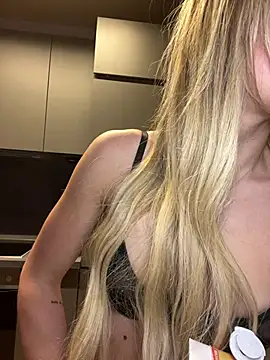 ChiaraVixen online show from 02.07.25