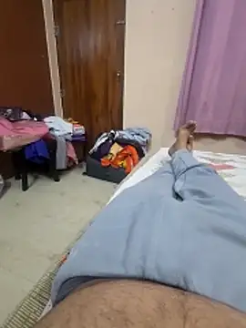 Snapshot of Loveboycurvy chatting on 03.12.26 Loveboycurvy online show from 03.12.26